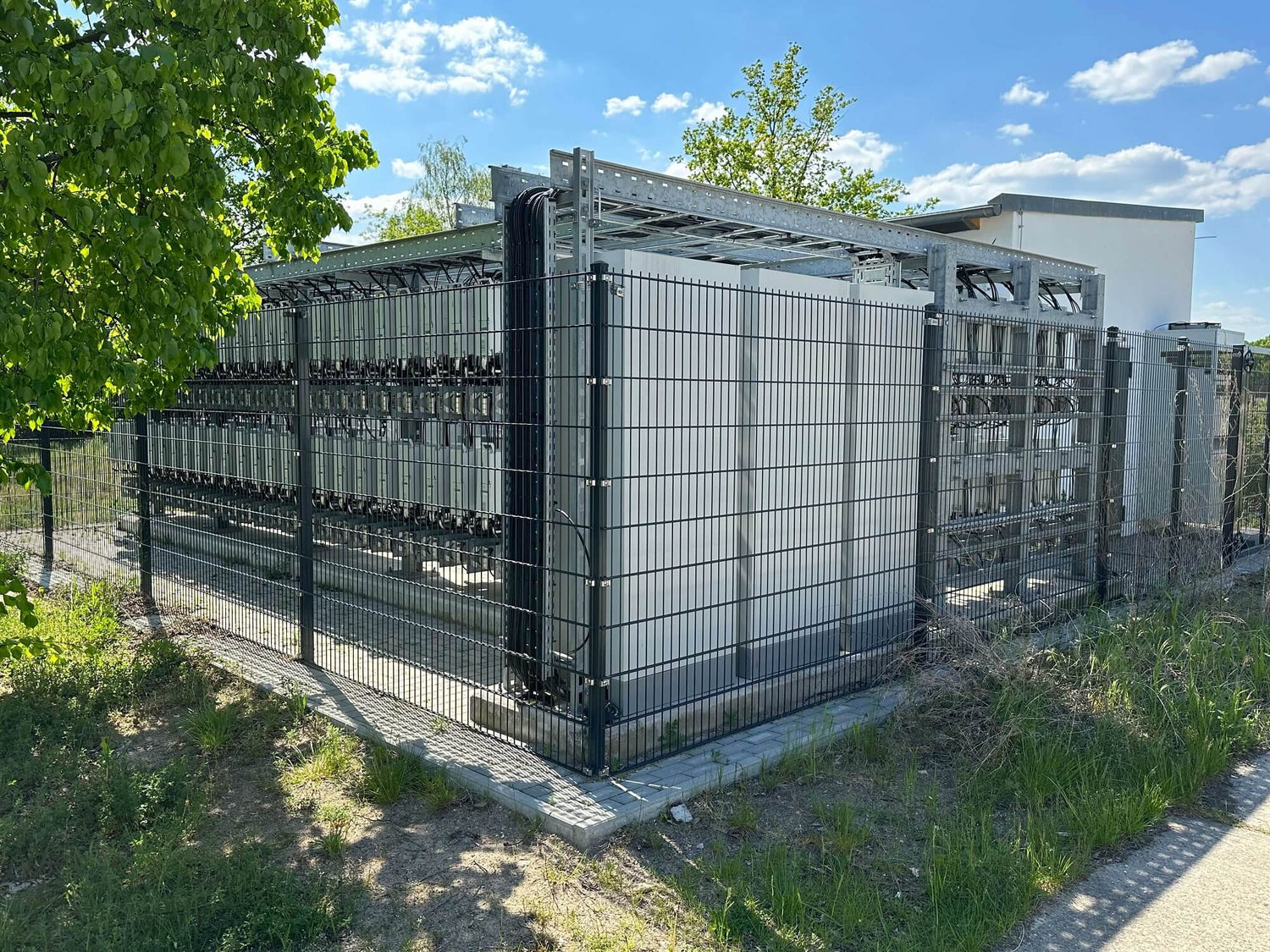 Telecommunication equipment labeling