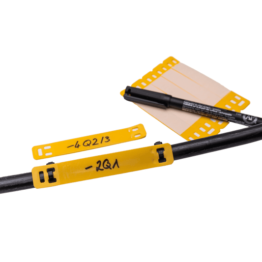 Cable labeling plates